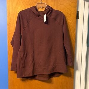 NWT Lane Bryant LIVI Hooded Pullover in Wine 14/16